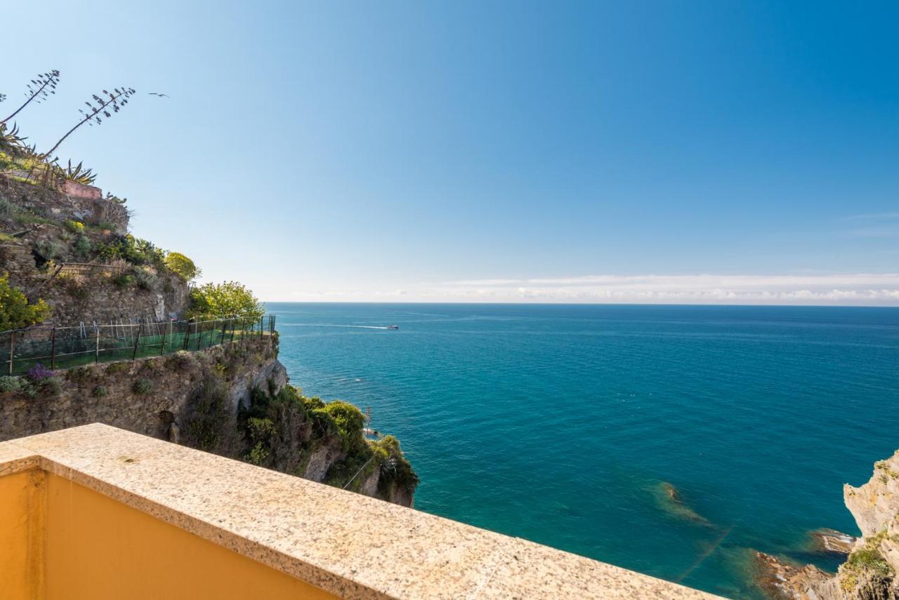 Queen Of Sea Gold, Terre Marine Manarola Exterior foto